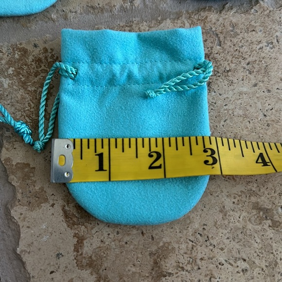 ONE Tiffany & co pouch - Picture 2 of 3